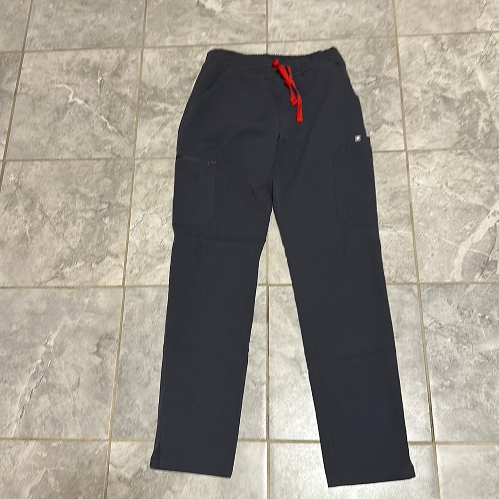 Figs skinny scrub pants